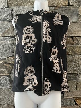 nununu Black Hoodie Vest with Cream Graphic Figures